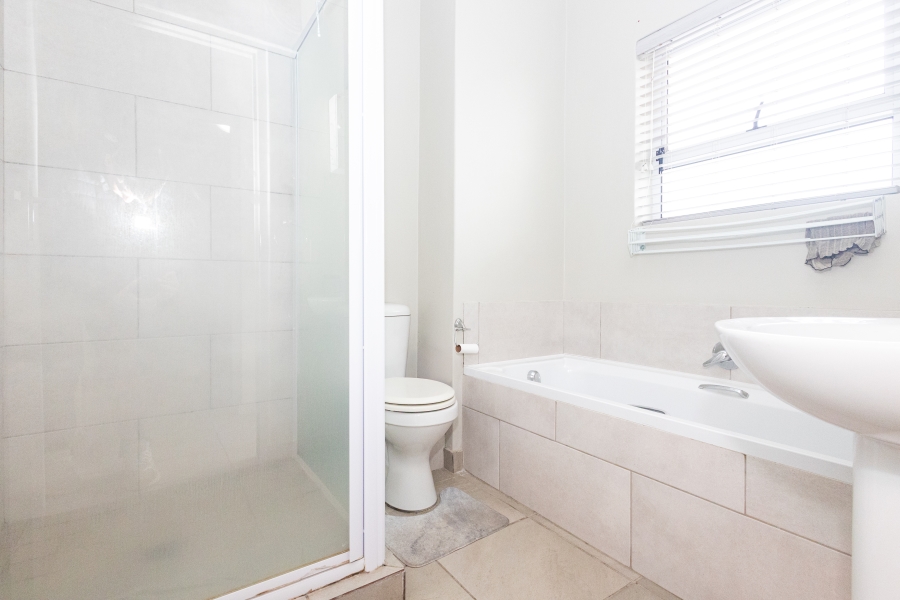 To Let 2 Bedroom Property for Rent in Haasendal Western Cape
